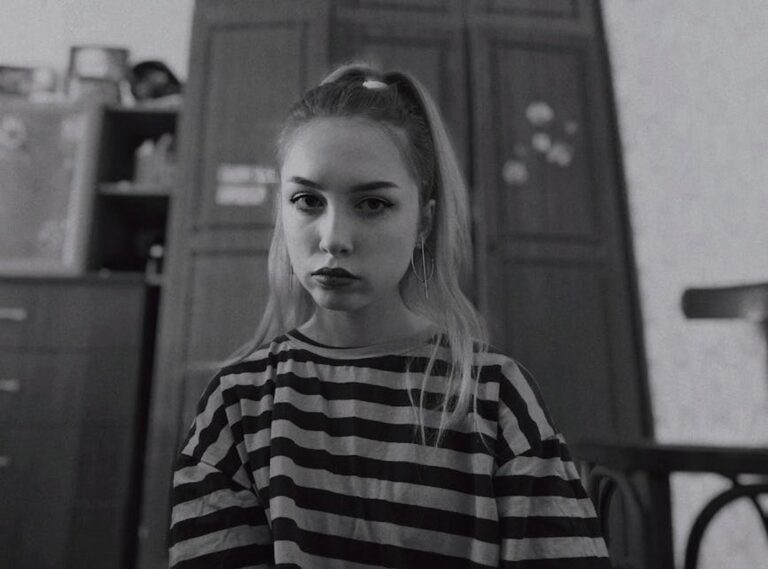 pinterest holka 14 let instagram