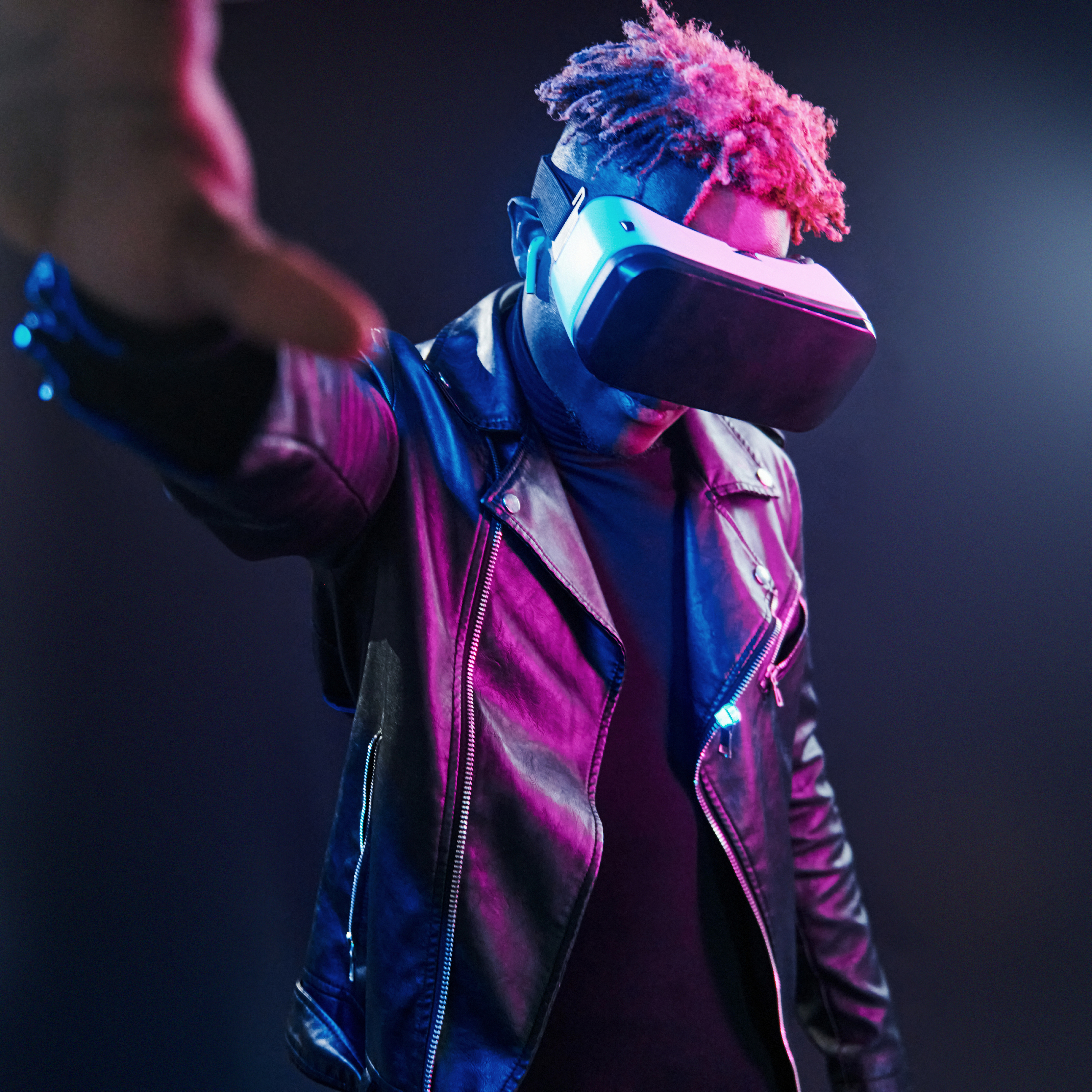 virtual-reality-experience-futuristic-neon-lighti-2026-01-08-23-37-27-utc